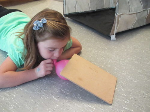 Wie viel Kraft hat ein Luftballon?