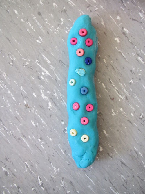 und Wörter finden (= Anzahl Perlen)